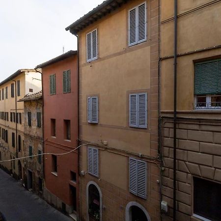 Casa Onda - Nel Cuore Della Contrada Siena Exterior foto
